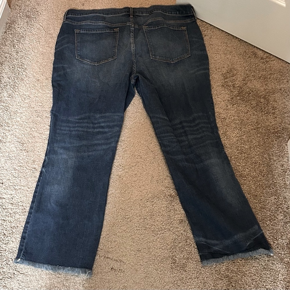 👖 BOGO Old Navy Flare jeans size 16R